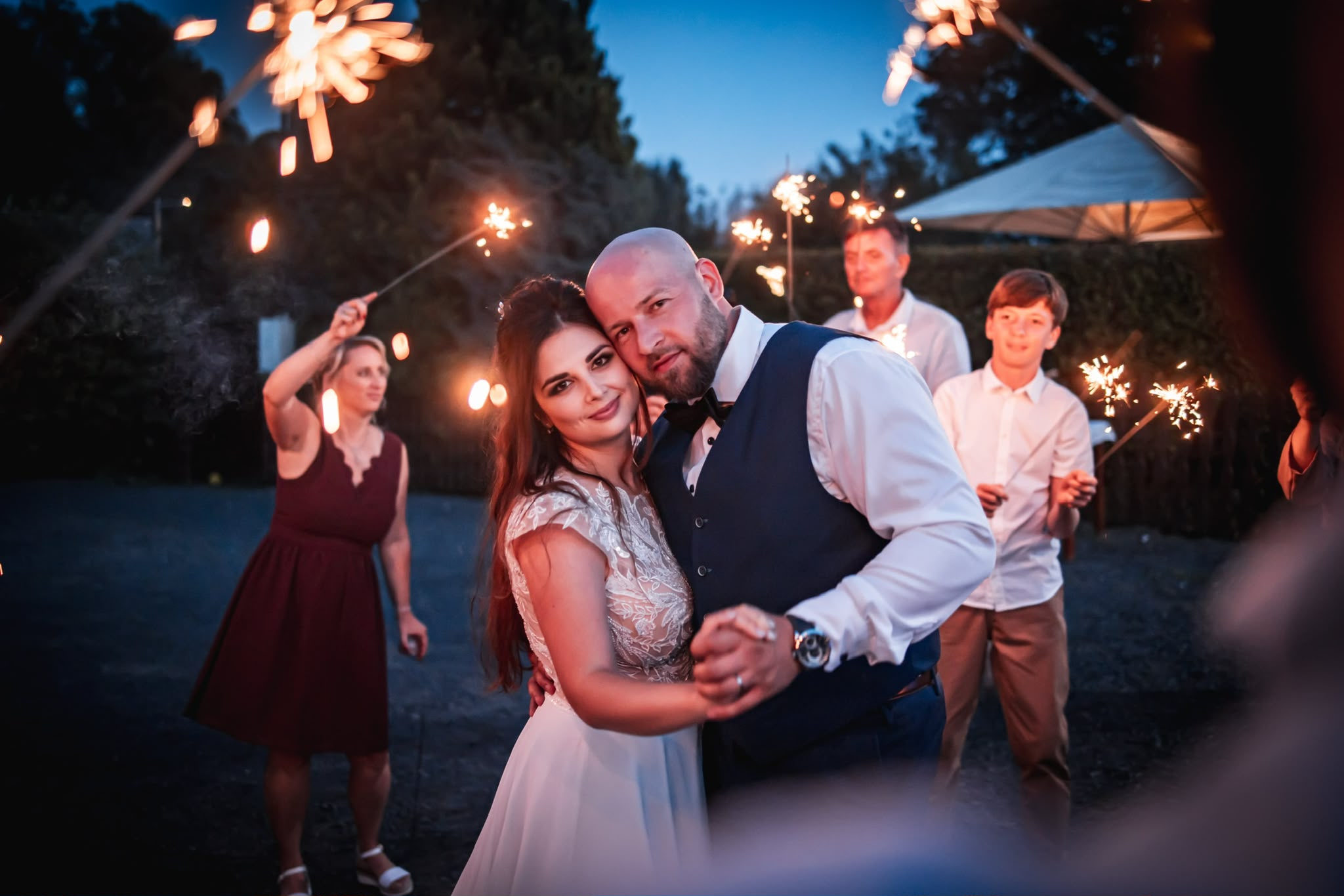 Fotografie vytištěná na místě vyjíždí z tiskárny
